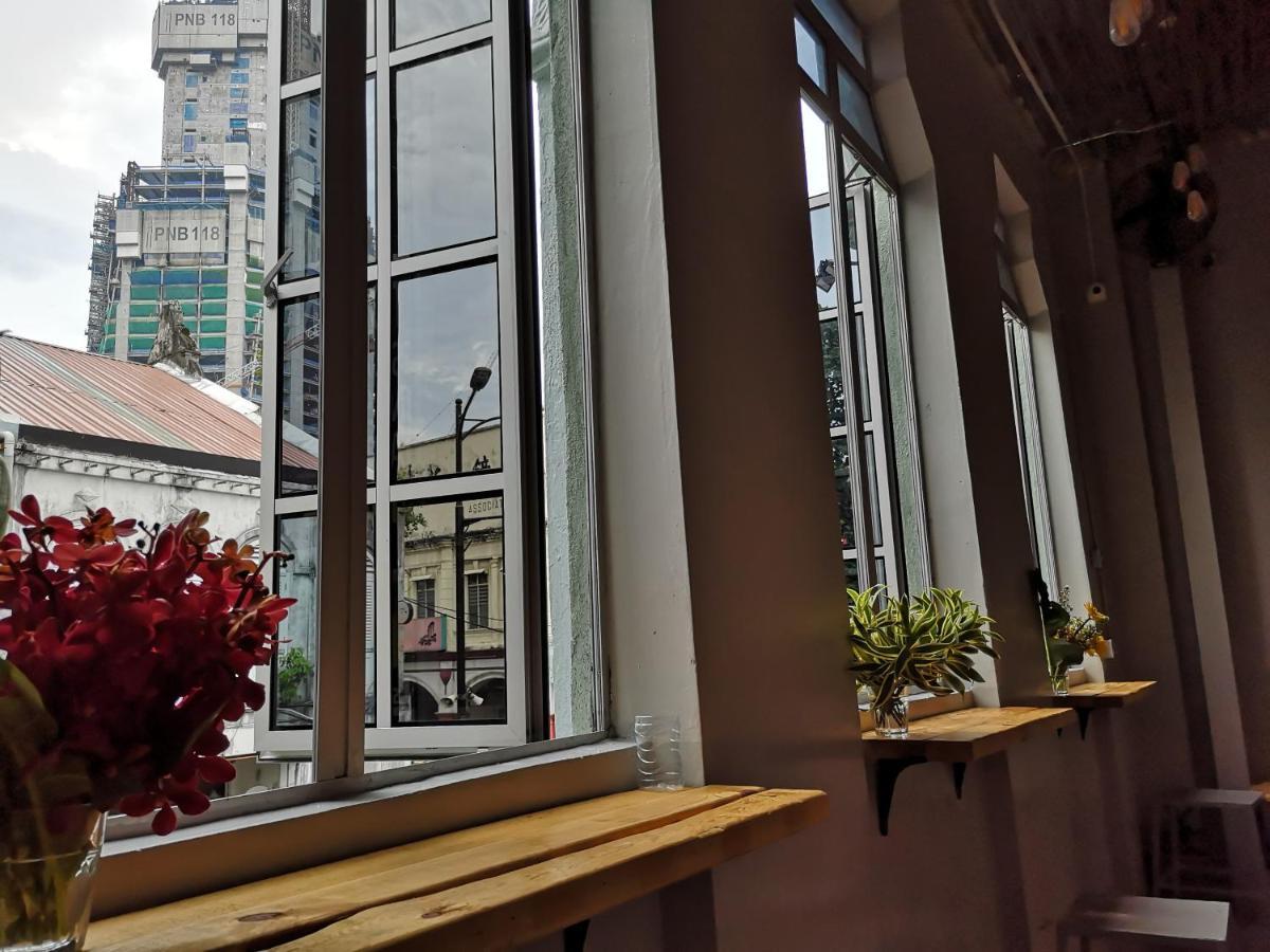 Iron Inn - Kuala Lumpur — Photos 1